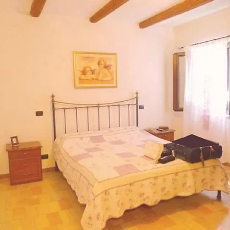 Villa In Collina Loro Piceno